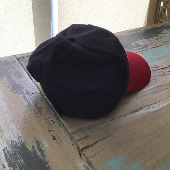 Iconic baseball cap - Picture 2 of 2